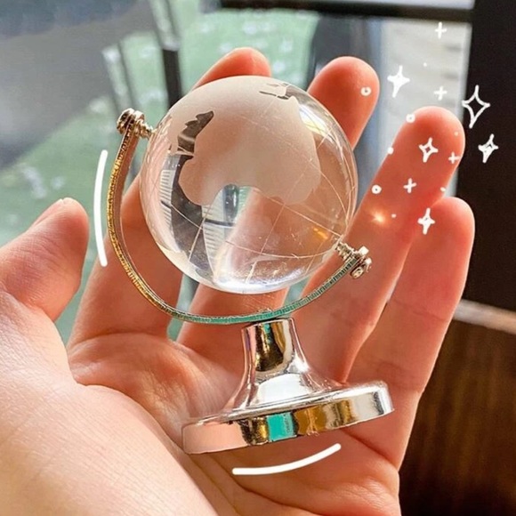 Other - Gorgeous Clear Globe Home Decor paper weight piece
